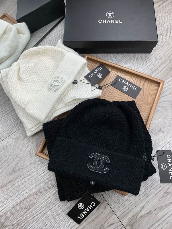 Chanel scarf hat hm62